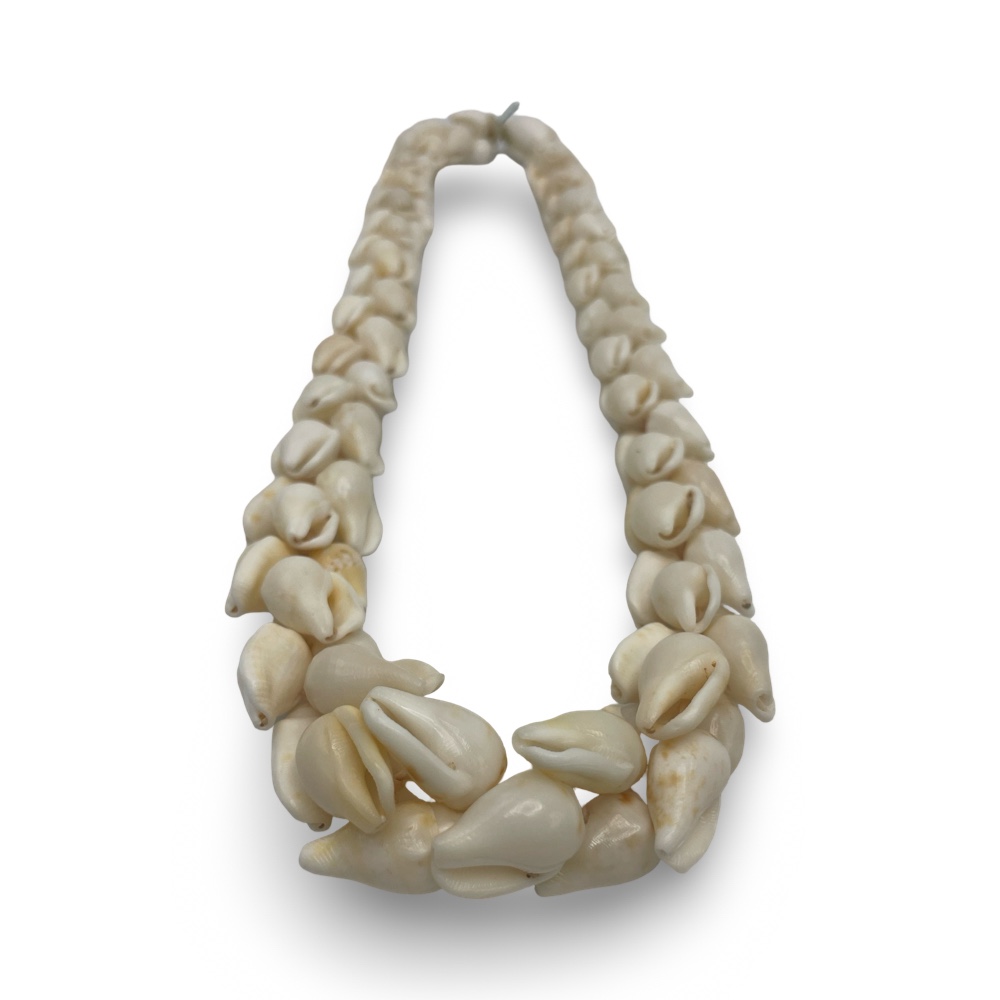 Ni'ihau Shell Necklace - 'Alīlea Lei - Volcano Art Center