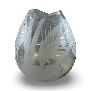 Niu in Bloom Vessel, by Heather Mettler